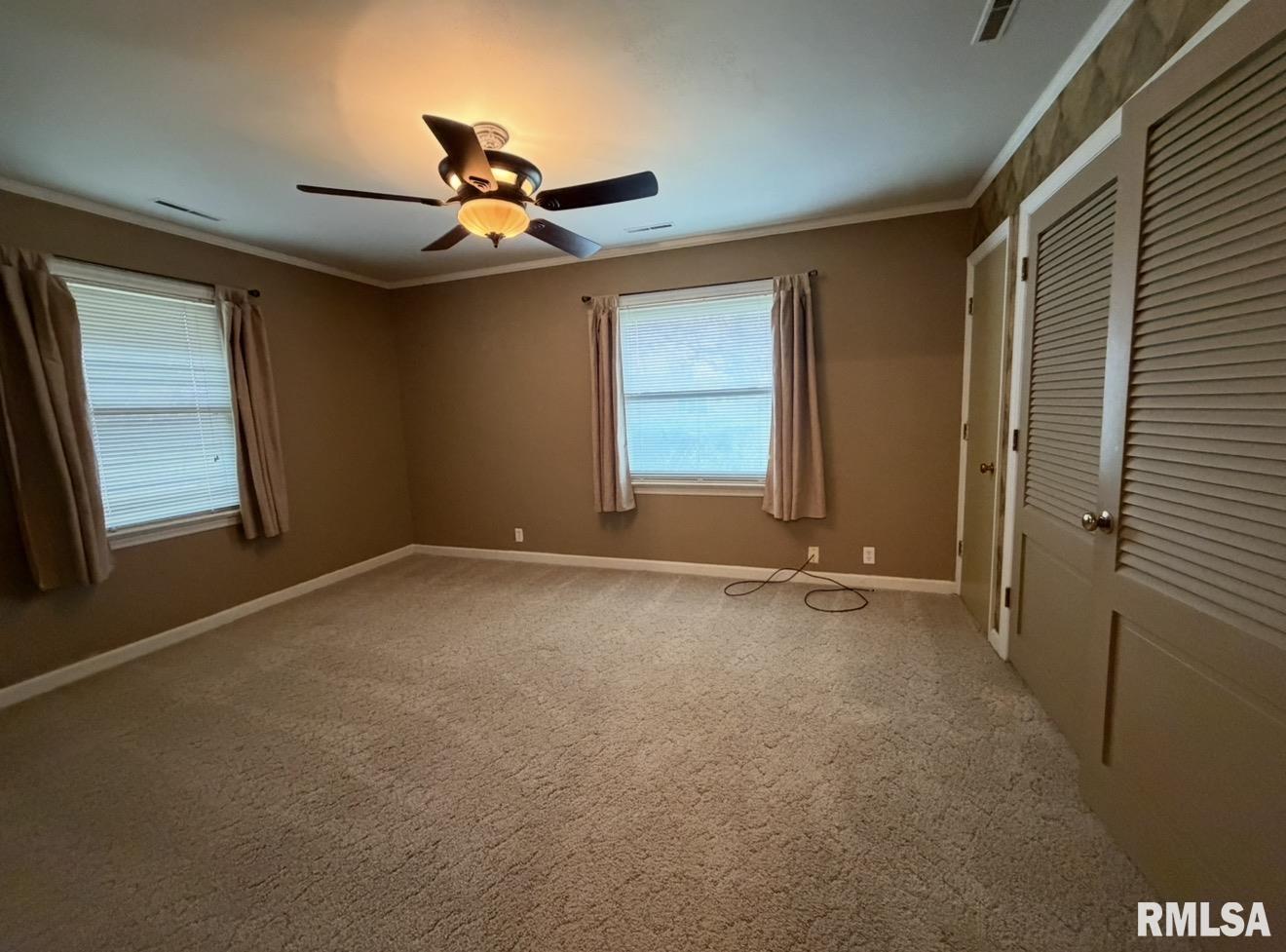 4042 North Brookmont Road Peoria, IL 61614 - Photo 11 of 21