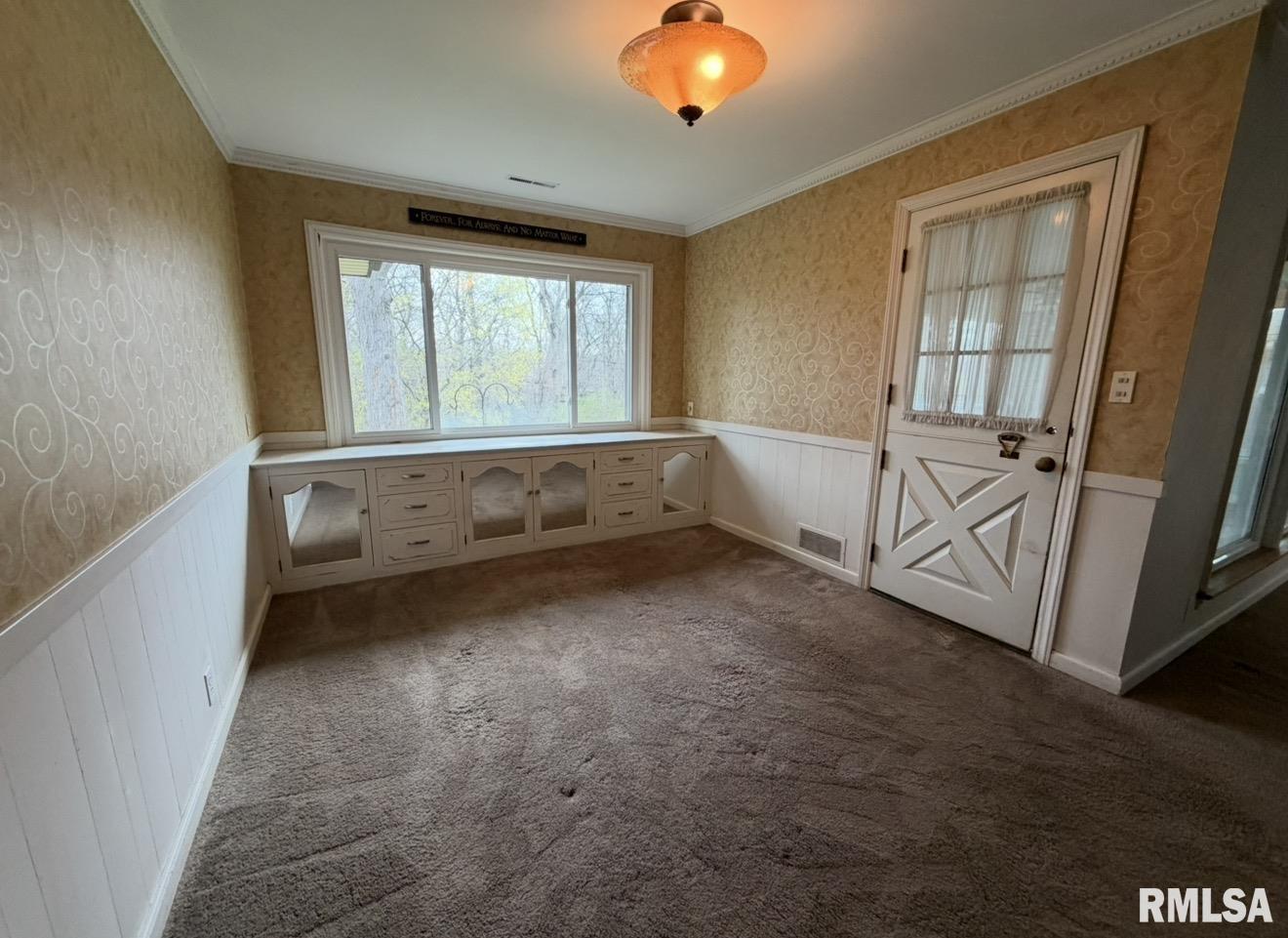 4042 North Brookmont Road Peoria, IL 61614 - Photo 14 of 21