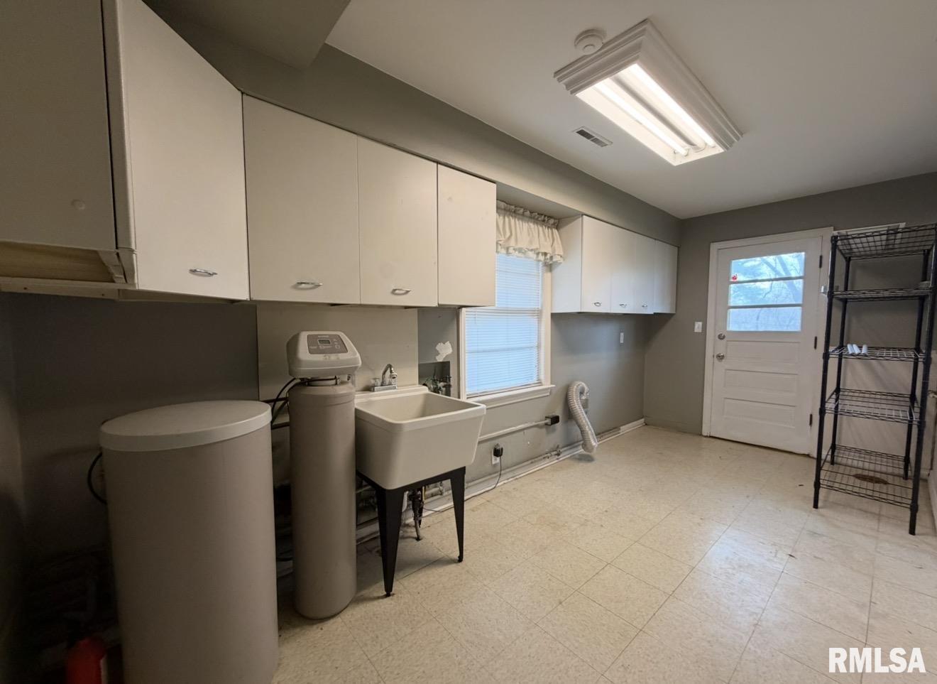 4042 North Brookmont Road Peoria, IL 61614 - Photo 17 of 21