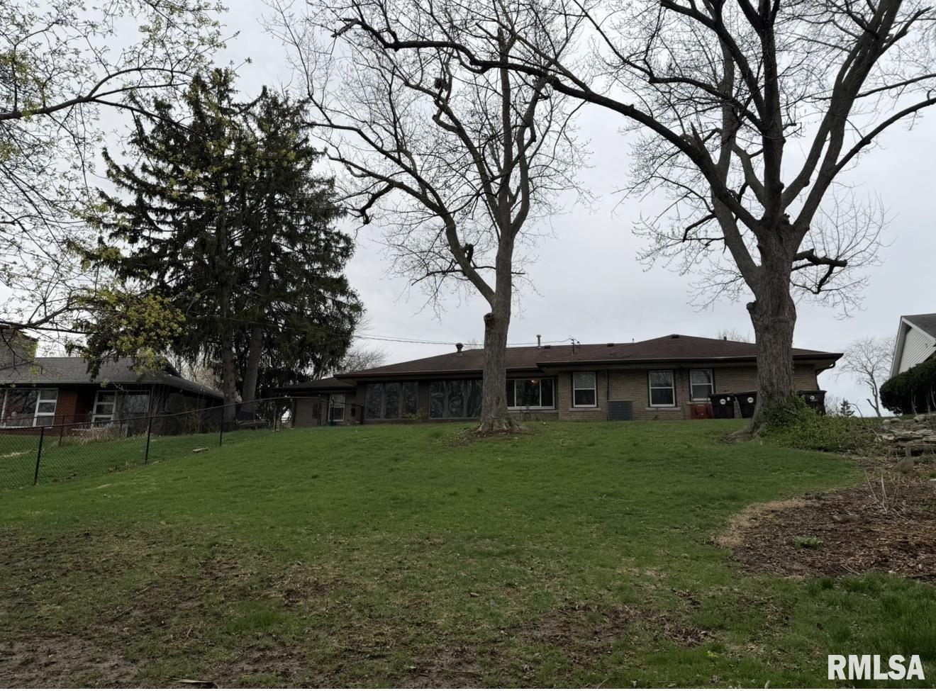 4042 North Brookmont Road Peoria, IL 61614 - Photo 20 of 21