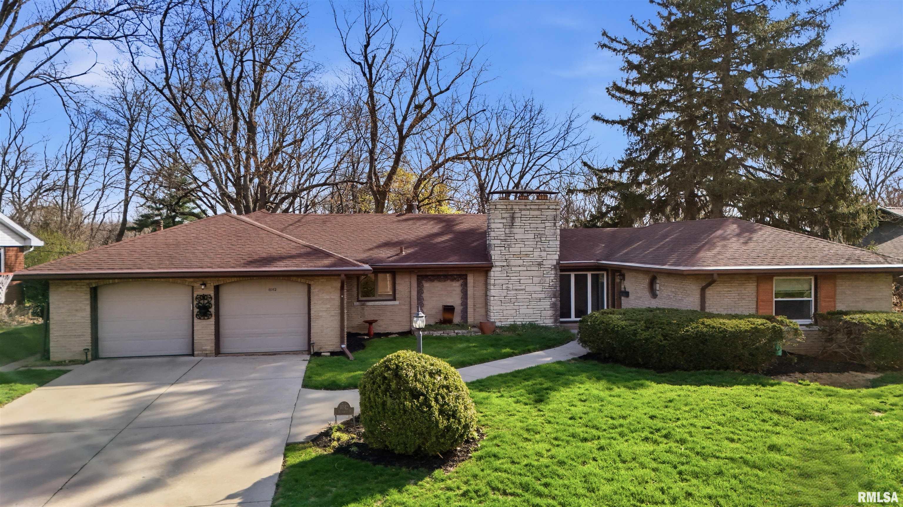 4042 North Brookmont Road Peoria, IL 61614 - Photo 6 of 35 Gallery Image 6