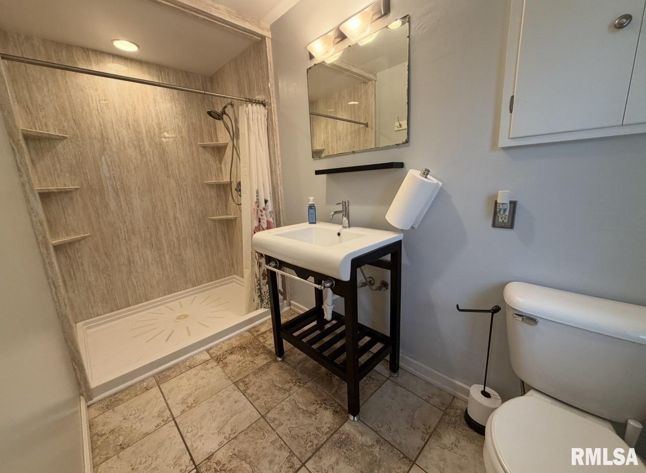 4042 North Brookmont Road Peoria, IL 61614 - Photo 10 of 21