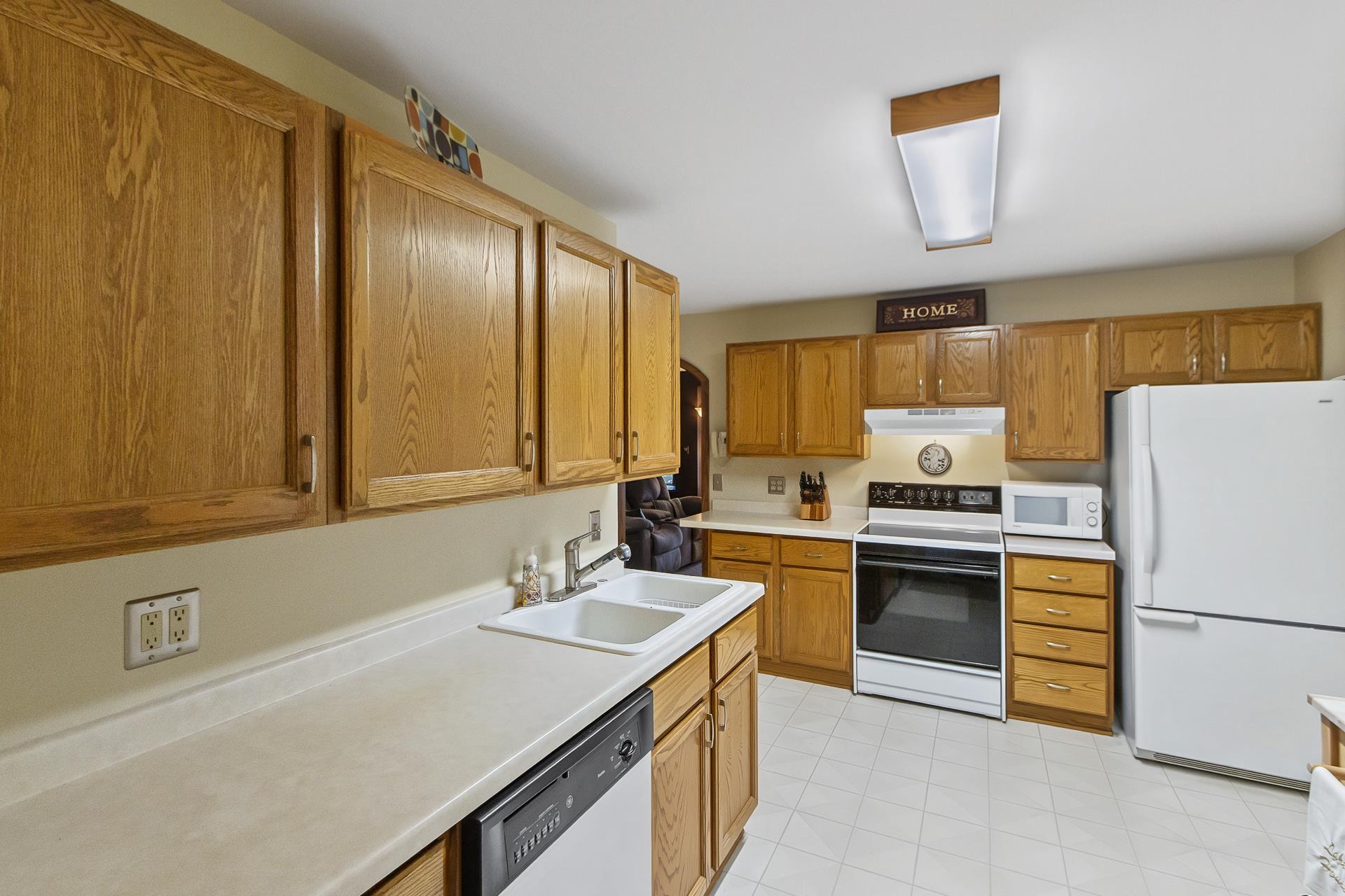 N8587 Sunset Beach Road Beaver Dam, WI 53916 - Photo 17 of 47 Gallery Image 17