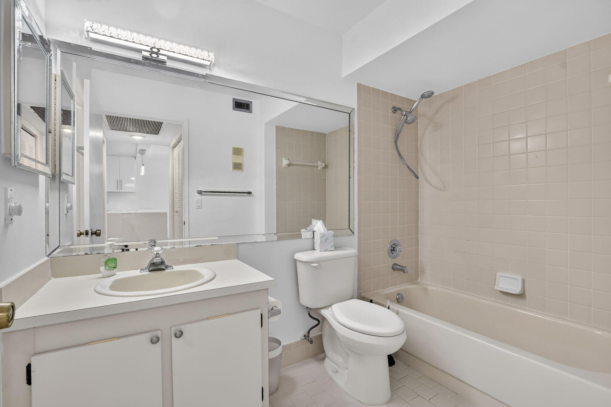 9095 Flynn Circle, Unit 6 Boca Raton, FL 33496 - Photo 32 of 52 30-web-or-mls-DSC_3028