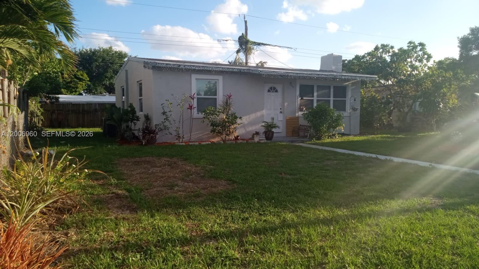 508 Beech Road West Palm Beach, FL 33409 - Photo 4 of 15 Gallery Image 4