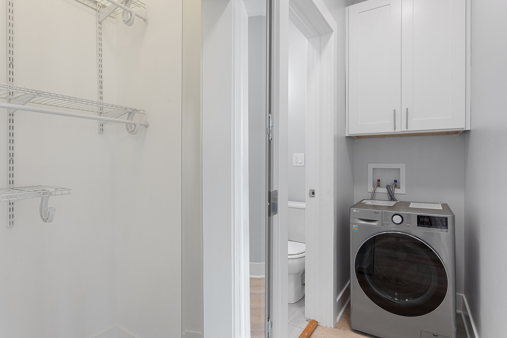 7600 North Sheridan Road, Unit 302 Chicago, IL 60626 - Photo 7 of 9