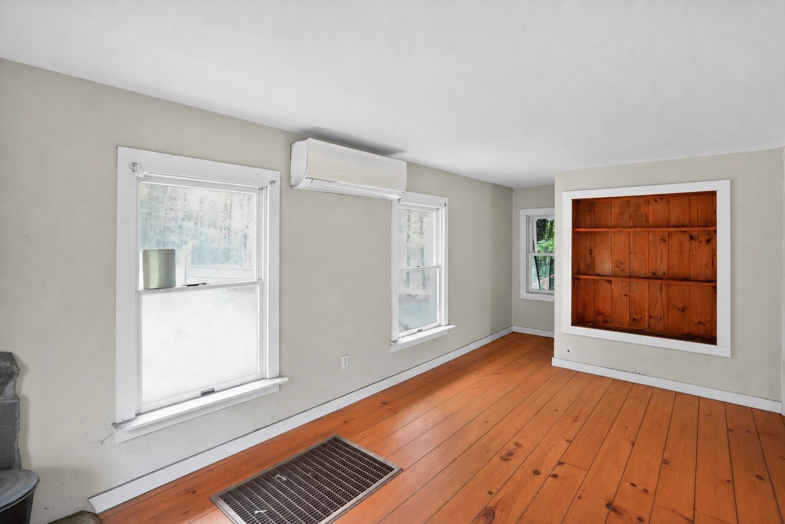 1610 Carlisle Hill Road Goshen, VT 05733 - Photo 7 of 15