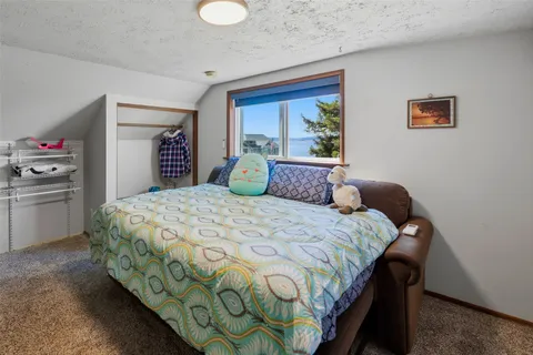 $899,000 | 303 Puyallup Street, Steilacoom, WA 98388