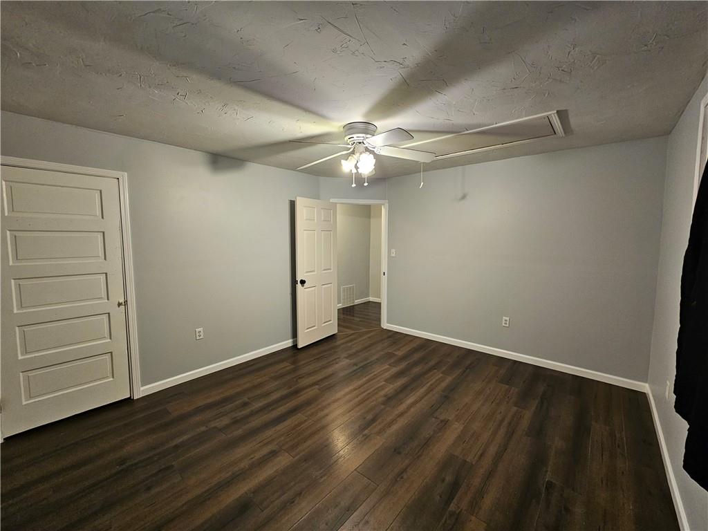 446 Ridge Avenue Verona, PA 15147 - Photo 9 of 14 Primary Bedroom