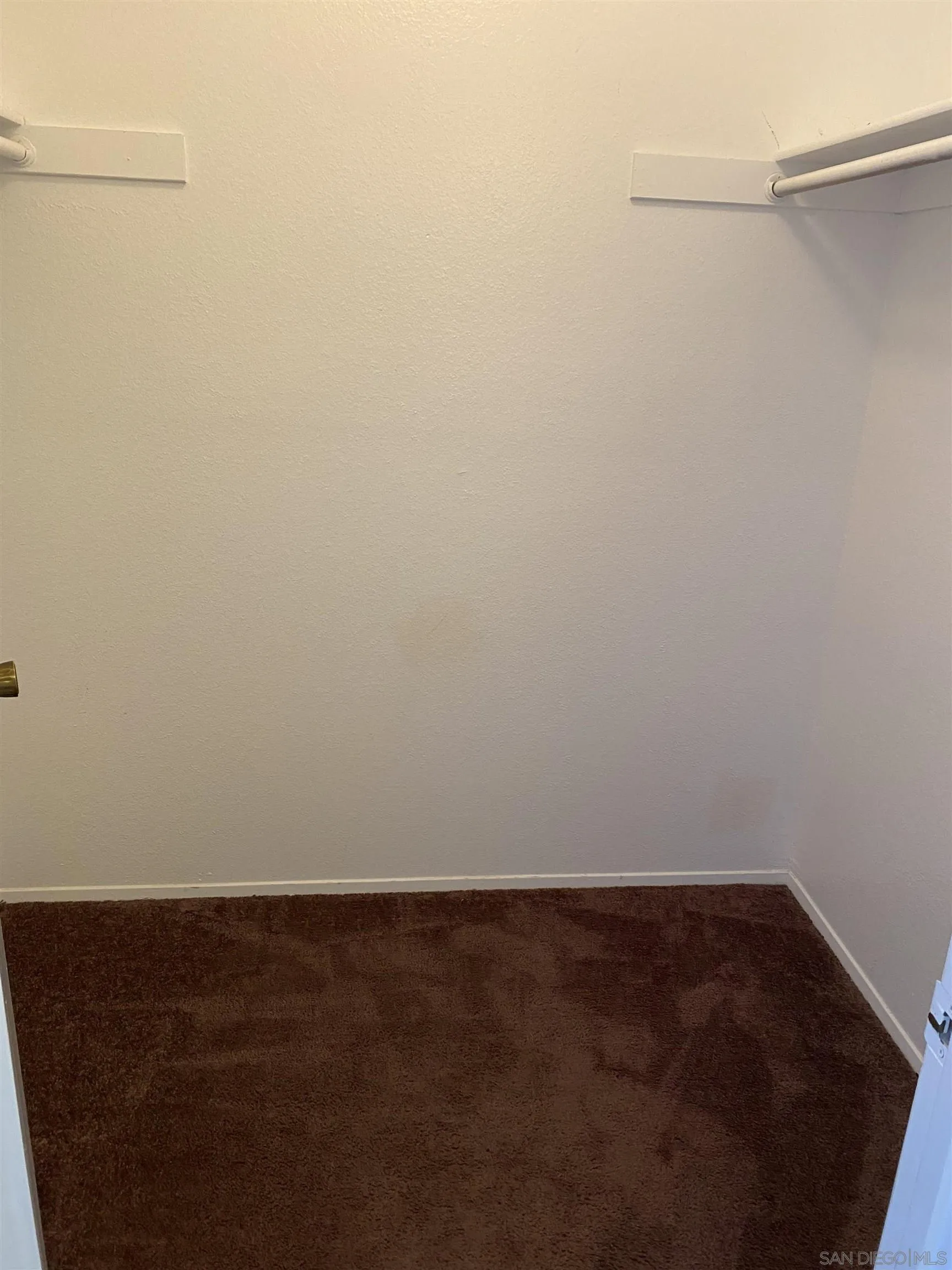 514 Jamacha Road, Unit 24J El Cajon, CA 92019 - Photo 19 of 32 a view of an empty room