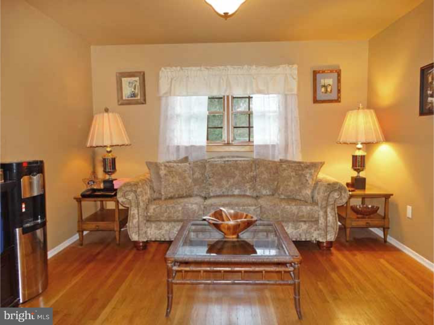 220 Centennial Road Warminster, PA 18974 - Photo 5 of 24 Dining Room