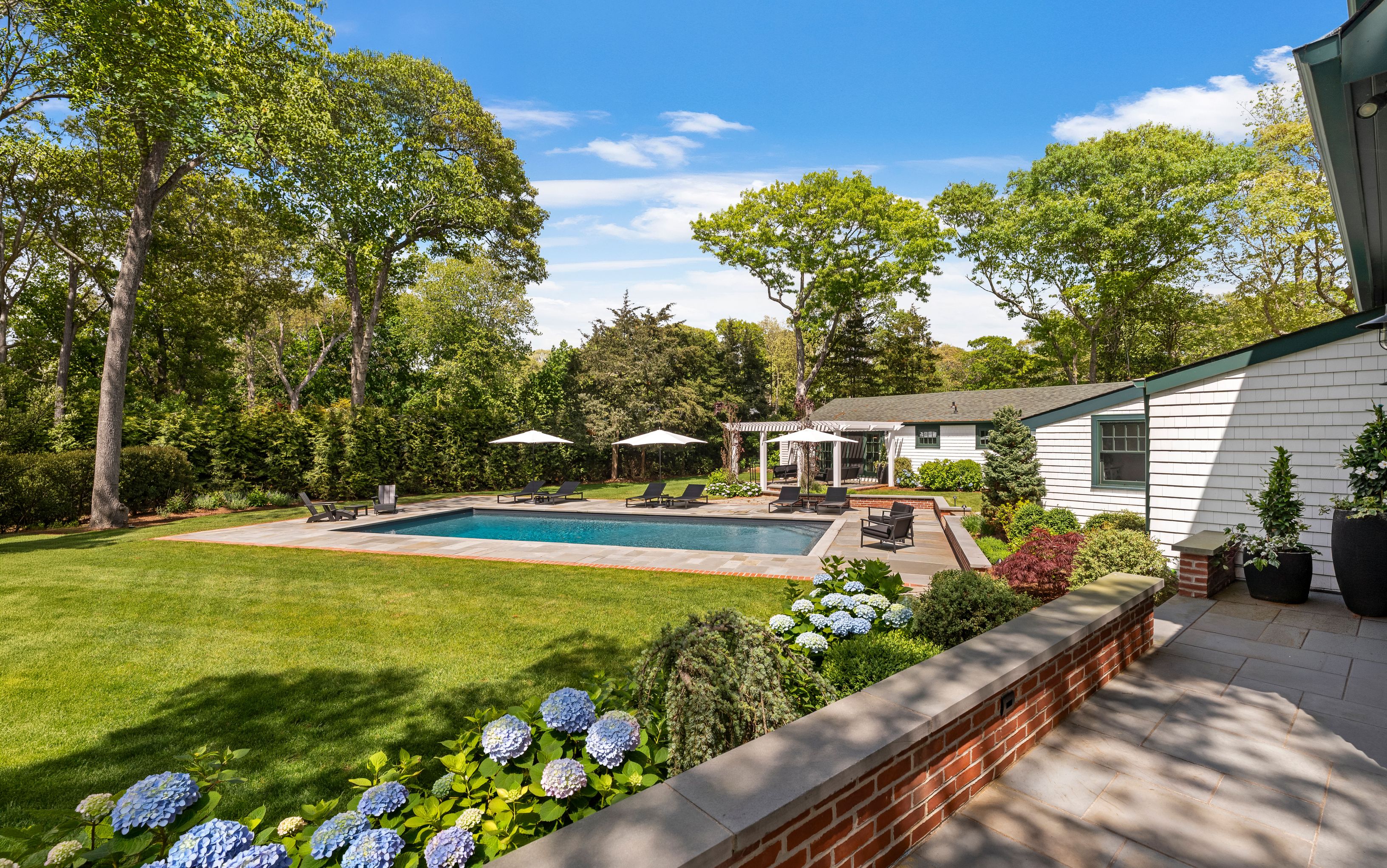 91 East Tiana Road Hampton Bays, NY 11946 - Photo 38 of 48