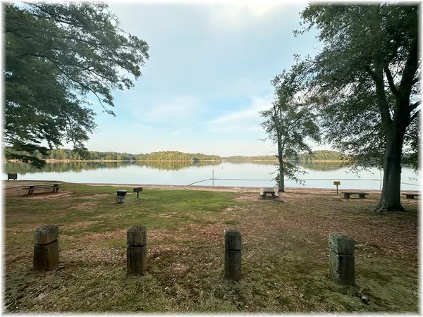 $183,200 | 1 Coneross Park Road, Townville, SC 29689