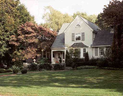39 Woodland Road Barrington, RI 02806 - Photo 1 of 1 Exterior Front.