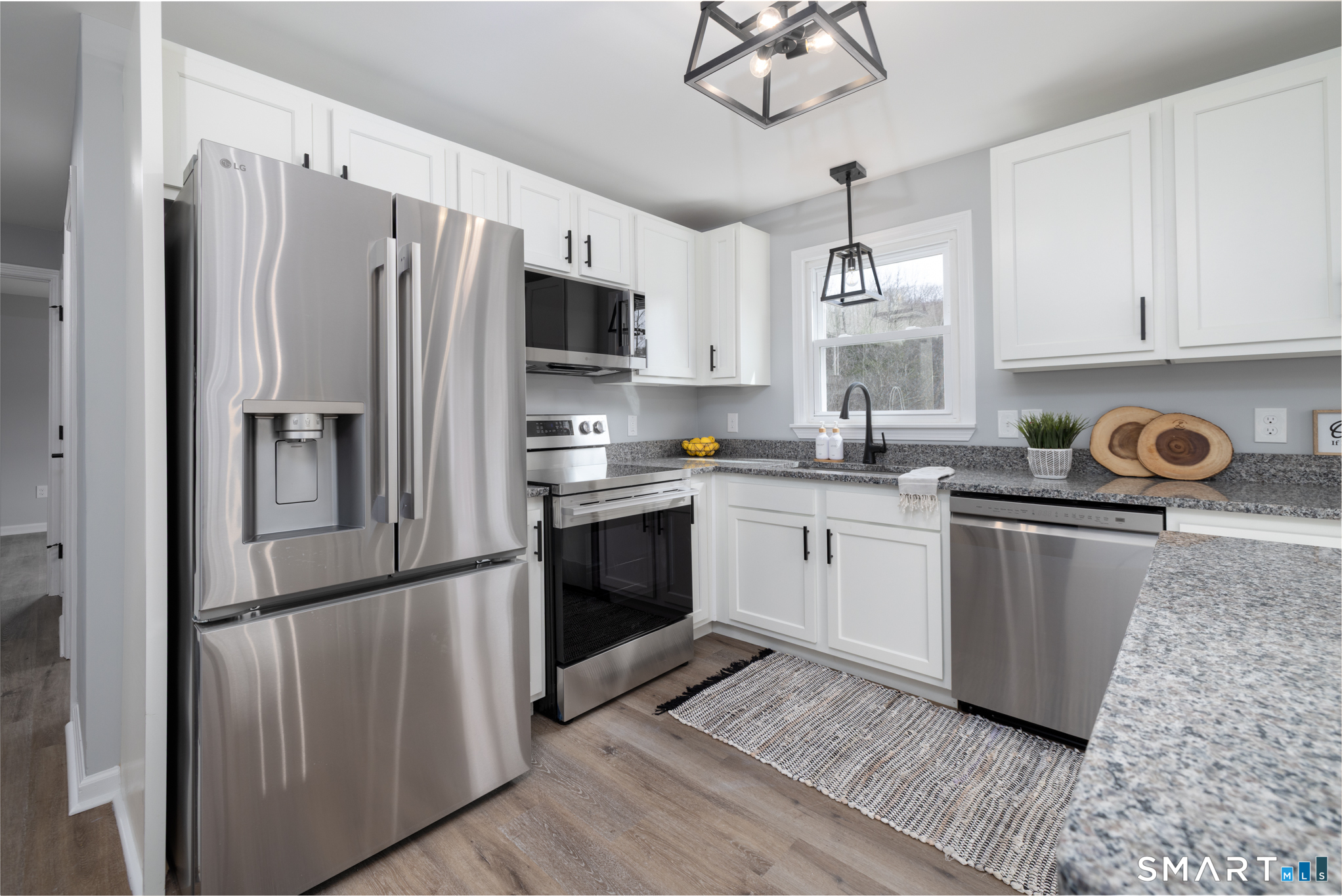 361 Carter Road Plymouth, CT 06782 - Photo 8 of 32