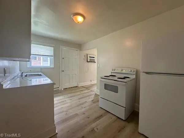 $700 | 1017 Richland Street, Unit A, High Point, NC 27260