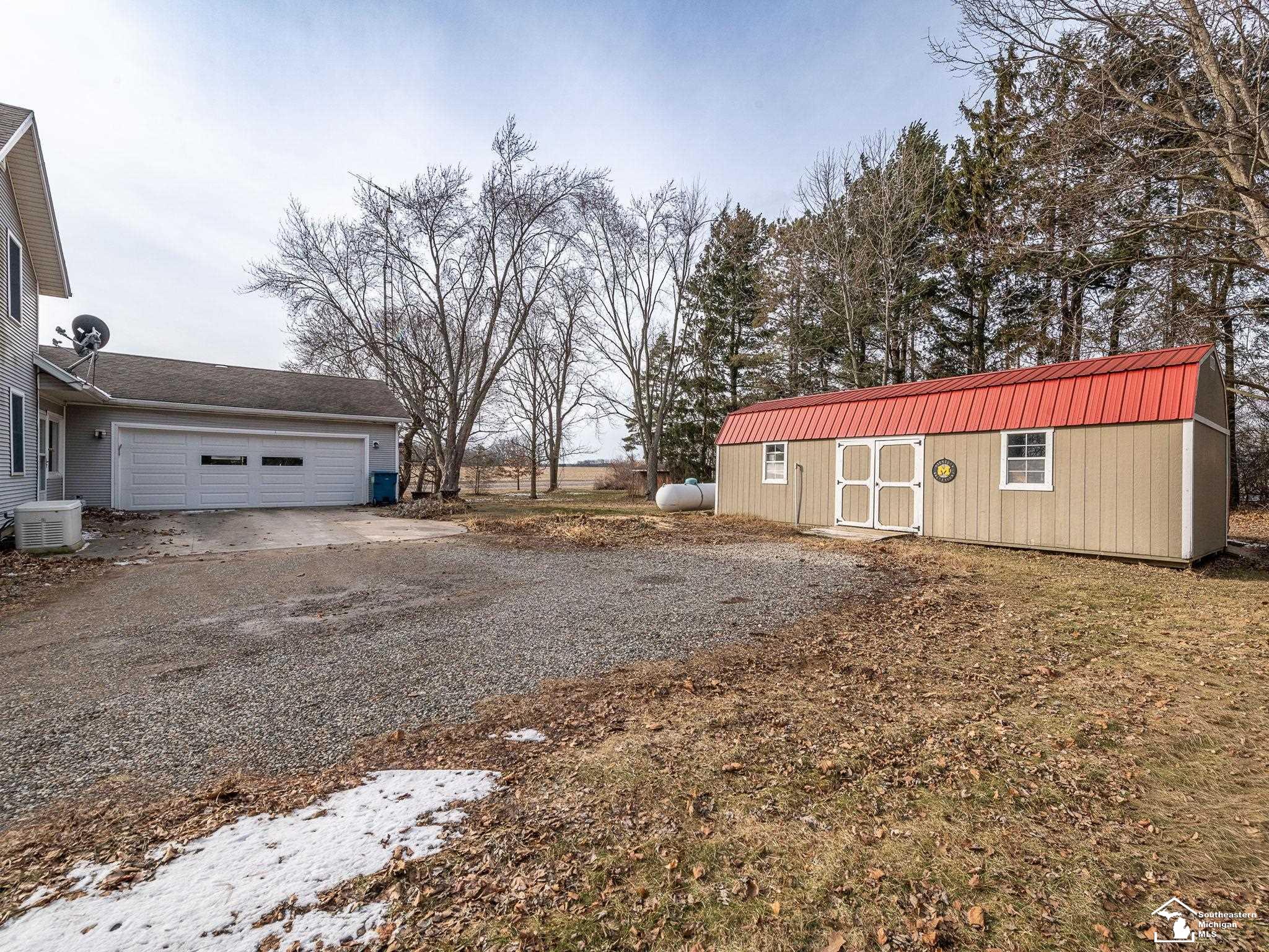 6768 Shull Road Tecumseh, MI 49286 - Photo 37 of 47 50200134-d2910d9a-7ecb-4d6d-a92d-38f89dce43d4.JPG