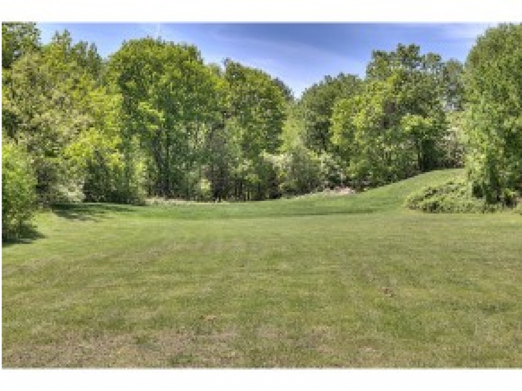 8 Chestnut Street Windham, NH 03087 - Photo 27 of 29 Gallery Image 27