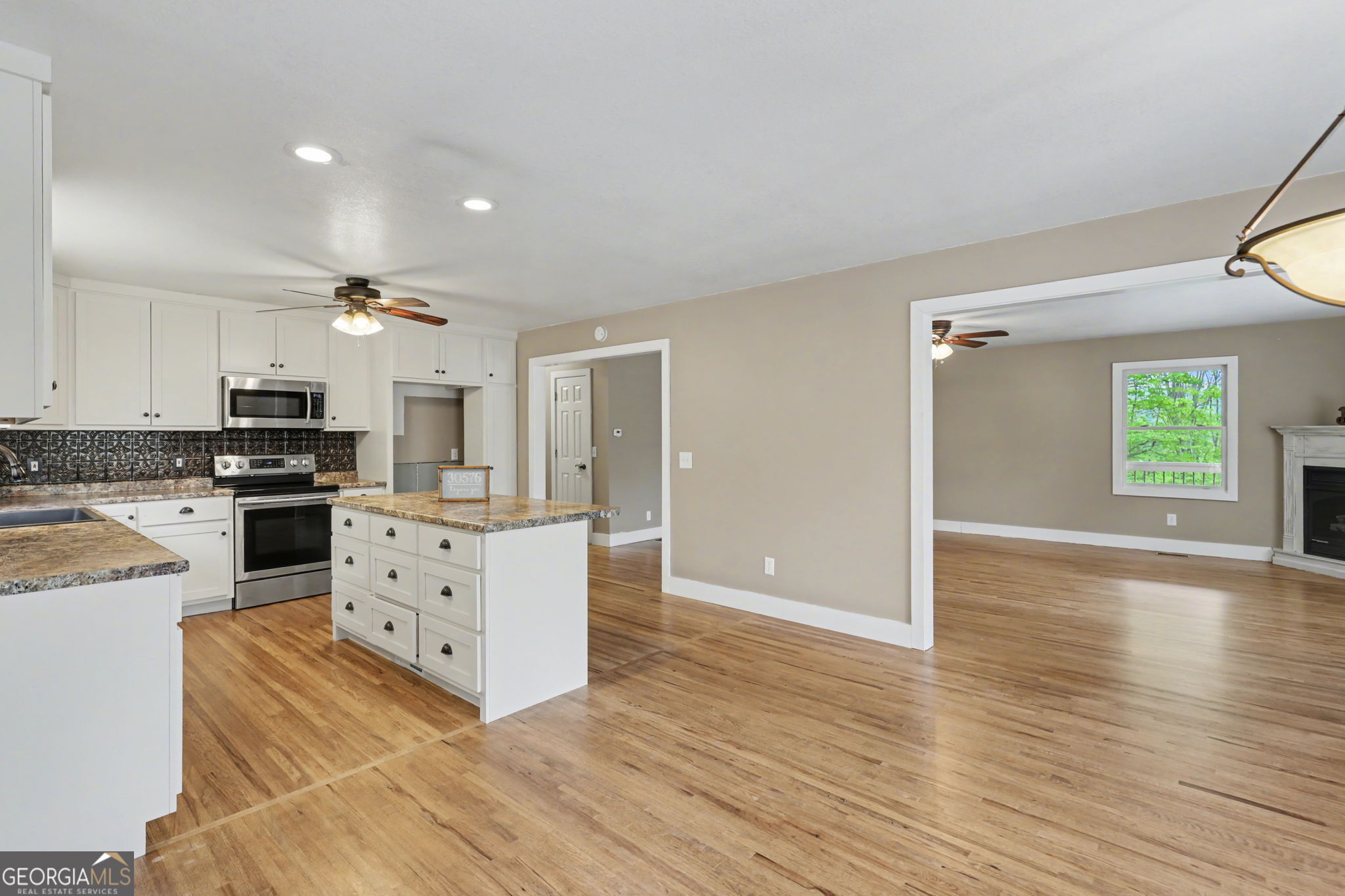 1661 East Boggs Mountain Road Tiger, GA 30576 - Photo 8 of 46