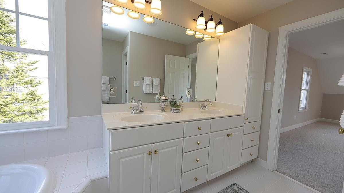 10401 Hallingdale Court Raleigh, NC 27614 - Photo 19 of 37 Master Bathroom w sep Water Closet