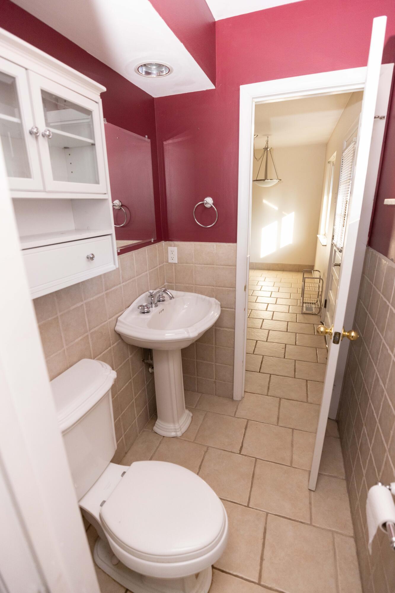 331 Fenway Road, Unit D Columbus, OH 43214 - Photo 12 of 19