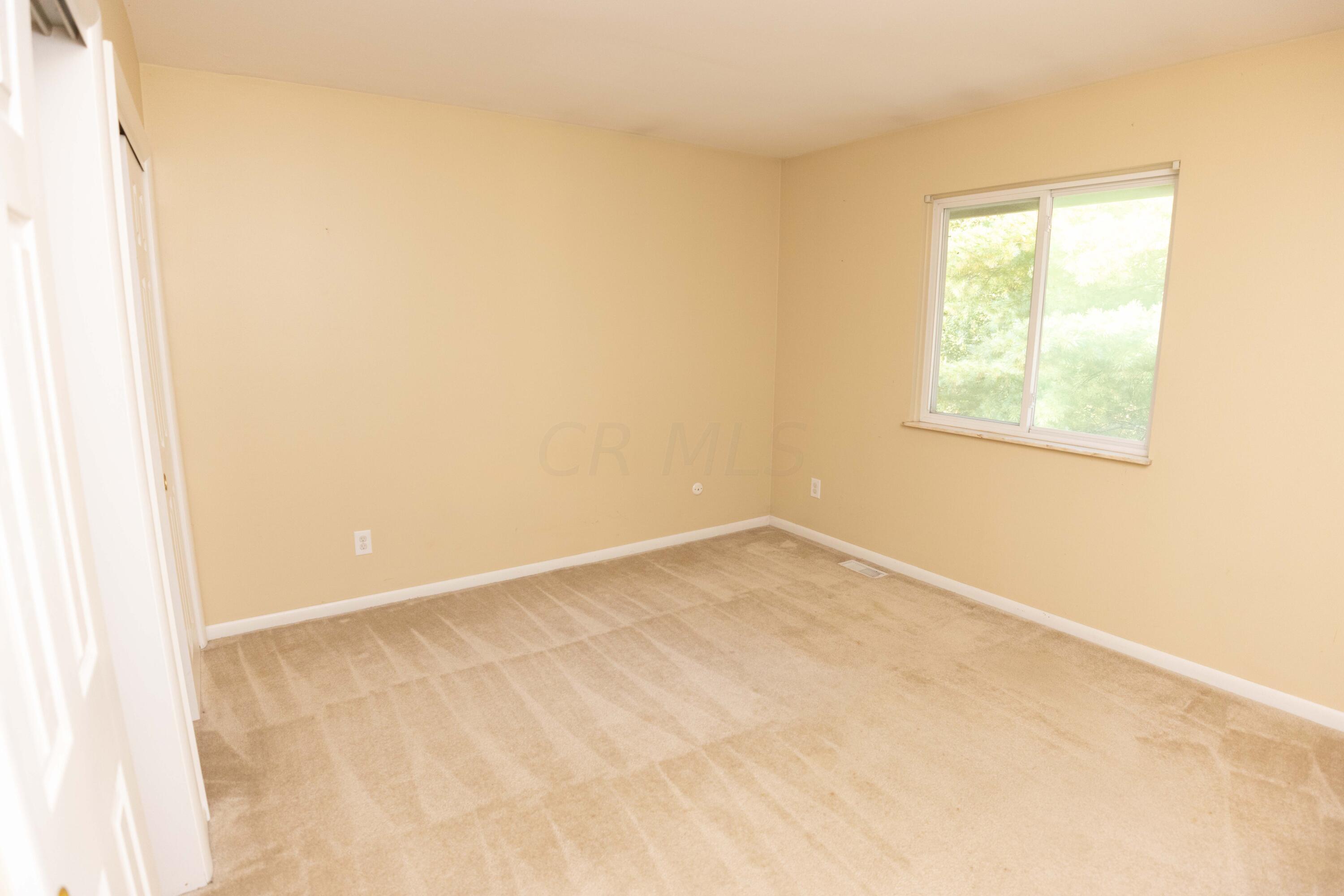 331 Fenway Road, Unit D Columbus, OH 43214 - Photo 6 of 19