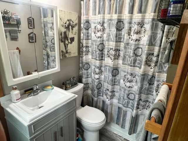 $225,000 | 1668 150th Avenue, Fairmont, MN 56031