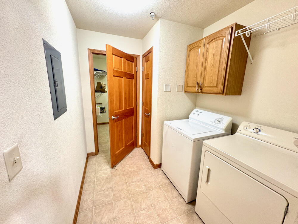 4864 South Forest Ridge Drive New Berlin, WI 53151 - Photo 20 of 20 New Berlin 3 BR Condo - 12