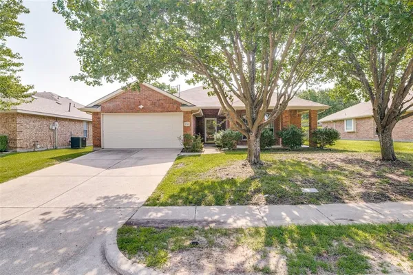 $342,000 | 2740 Beacon Hill Drive, Rockwall, TX 75087