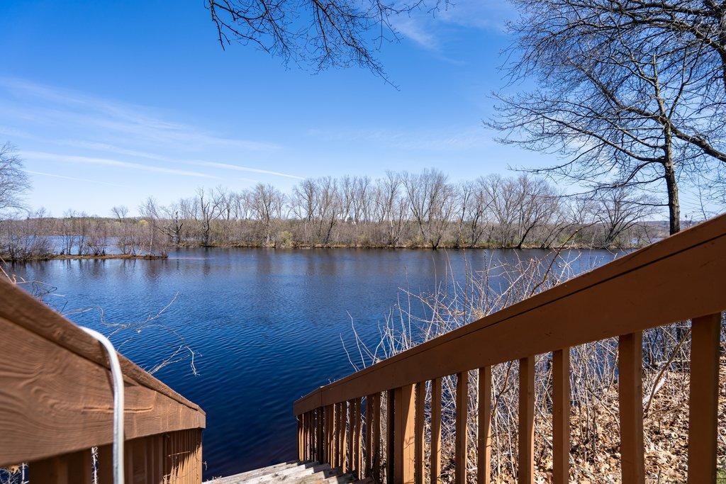 4437 Old Wells Road Eau Claire, WI 54703 - Photo 4 of 78
