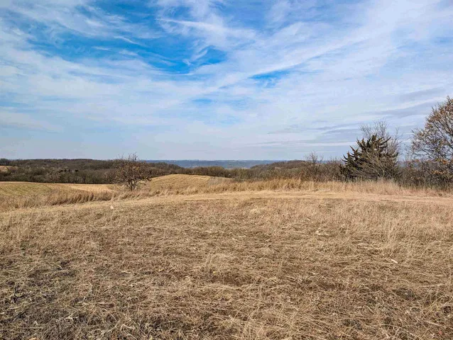 $172,900 | 3.4-ac Lot County Road M, Boscobel, WI 53805
