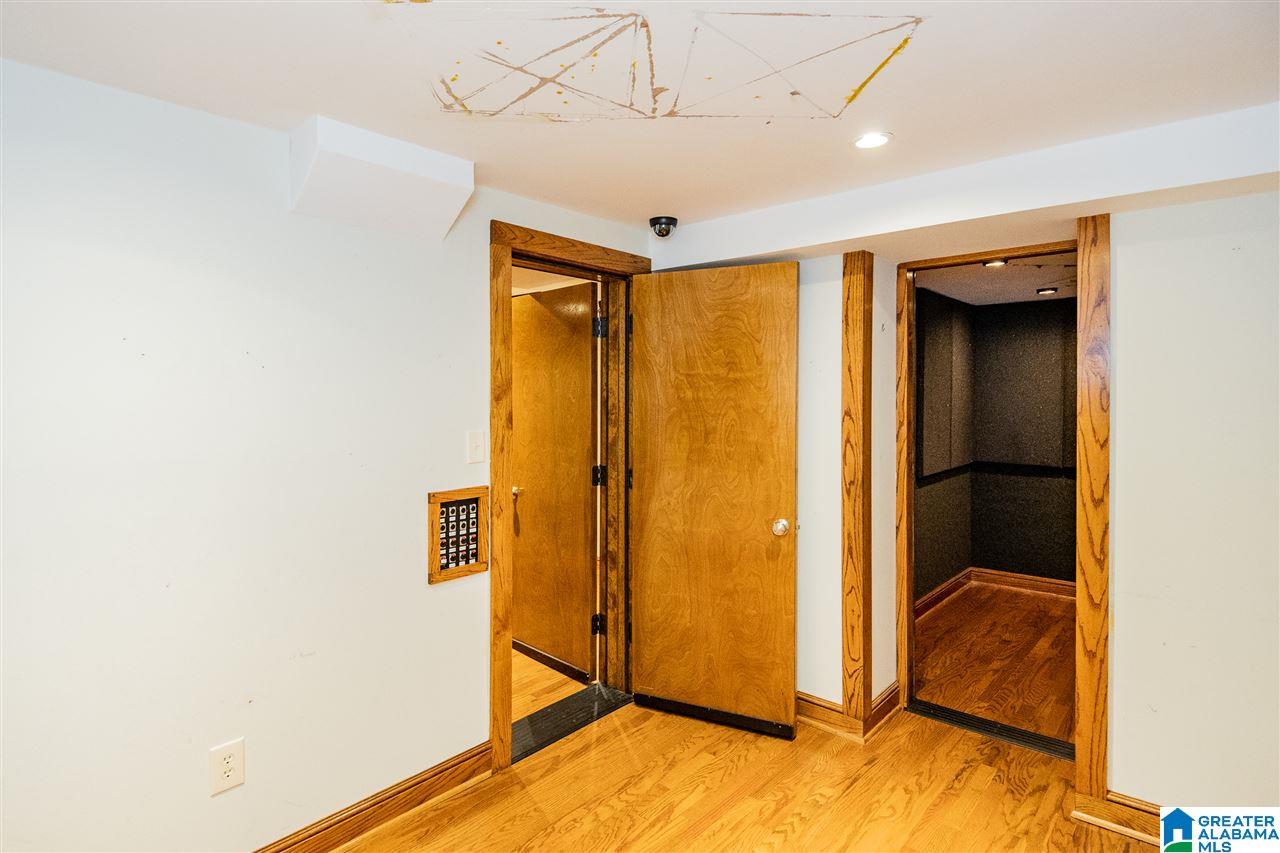 1704 Kensington Road Birmingham, AL 35209 - Photo 22 of 31