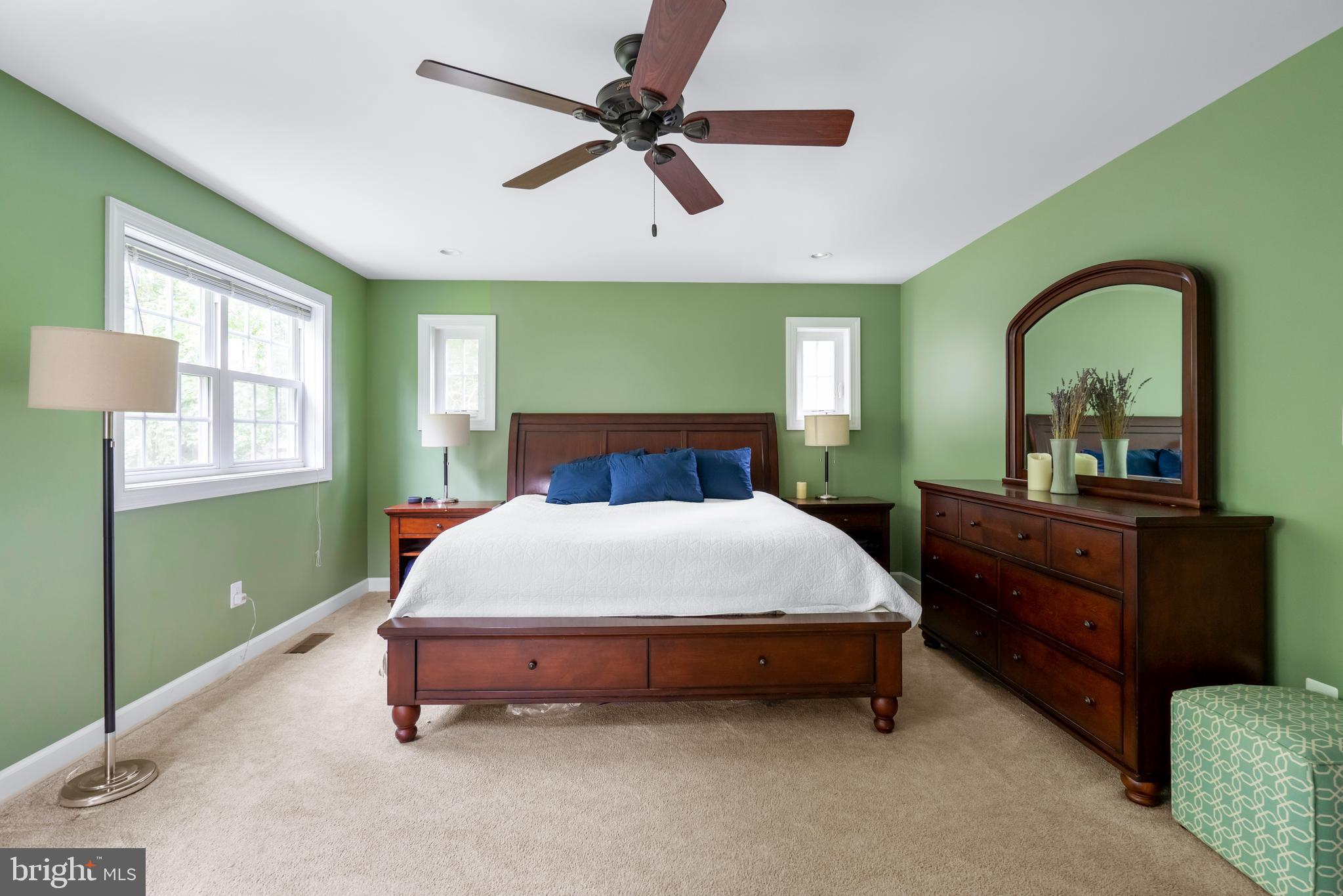 1811 Olney Road Falls Church, VA 22043 - Photo 6 of 26 Gallery Image 6
