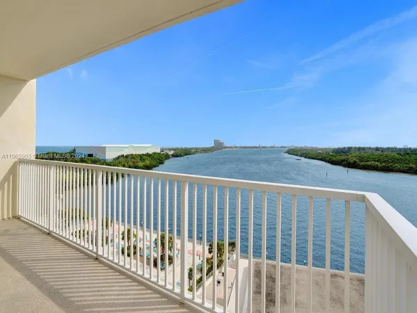 $5,000 | 300 Bayview Drive, Unit 906, Sunny Isles Beach, FL 33160