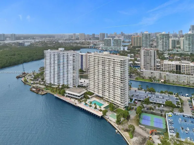 $5,000 | 300 Bayview Drive, Unit 906, Sunny Isles Beach, FL 33160