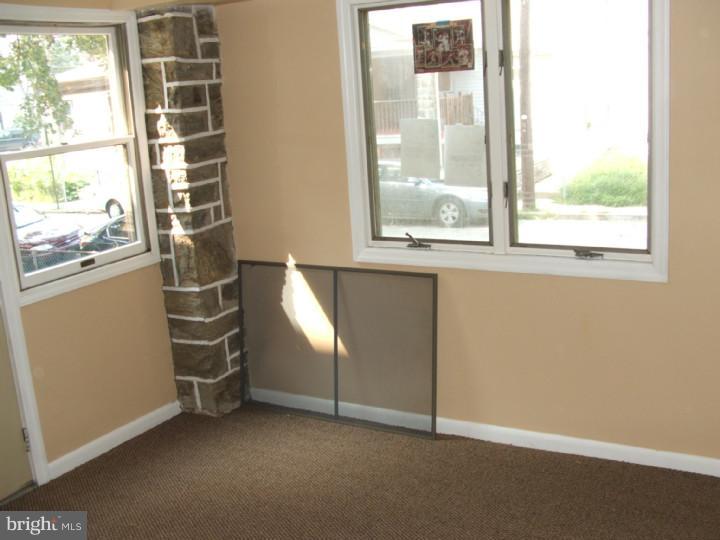 257 Ashby Road Upper Darby, PA 19082 - Photo 2 of 20 Porch