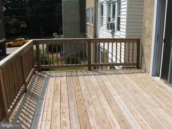 257 Ashby Road Upper Darby, PA 19082 - Photo 11 of 20 Deck