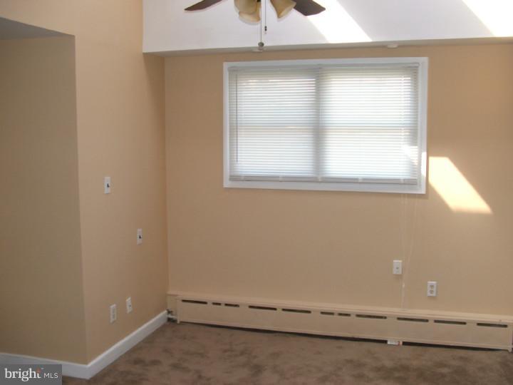 257 Ashby Road Upper Darby, PA 19082 - Photo 13 of 20 Bedroom - Main