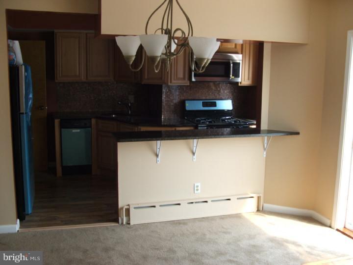 257 Ashby Road Upper Darby, PA 19082 - Photo 7 of 20 Kitchen
