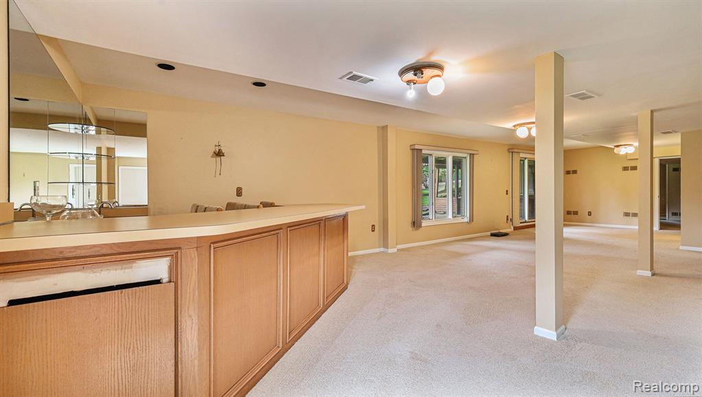 926 Stanford Circle Rochester Hills, MI 48309 - Photo 27 of 46