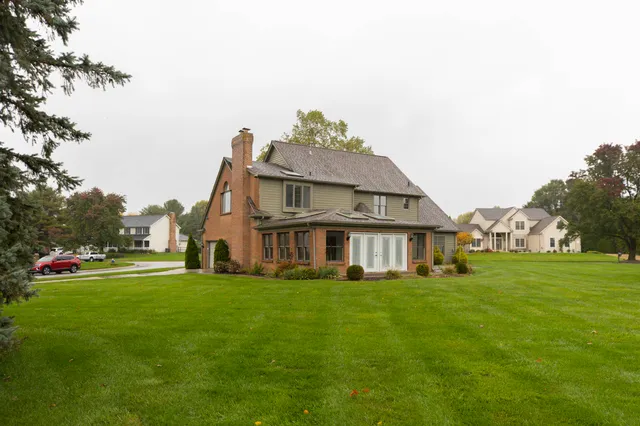 $569,000 | 17866 Bellows Falls Drive, South Bend, IN 46614