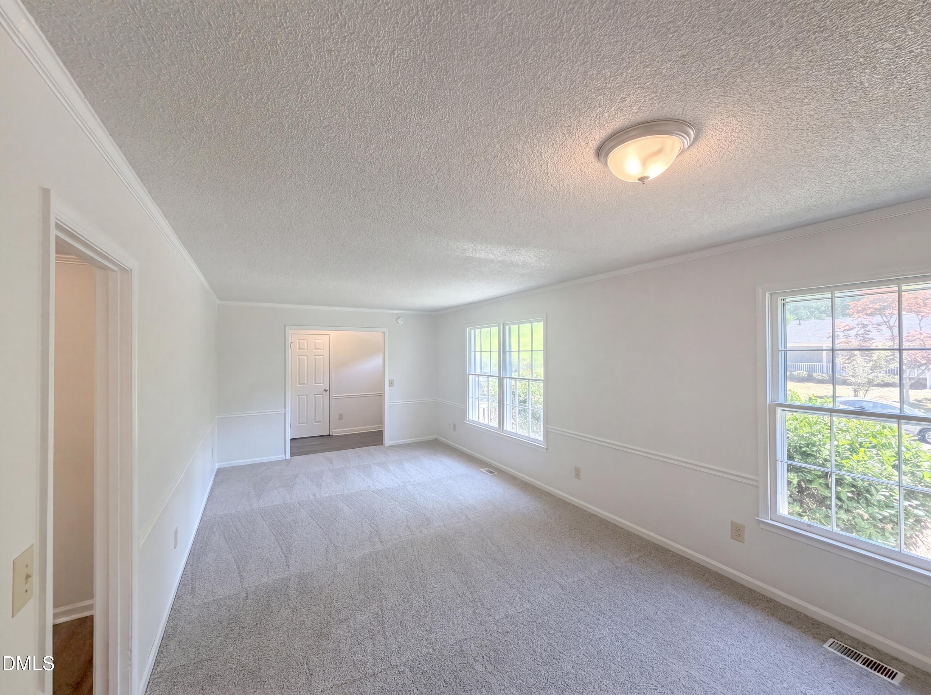 6641 Lynndale Drive Raleigh, NC 27612 - Photo 6 of 15