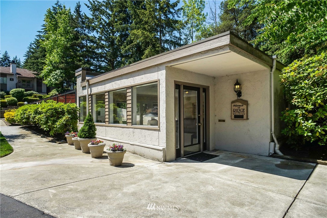 10424 Northeast 32nd Place, Unit C204 Bellevue, WA 98004 - Photo 18 of 23