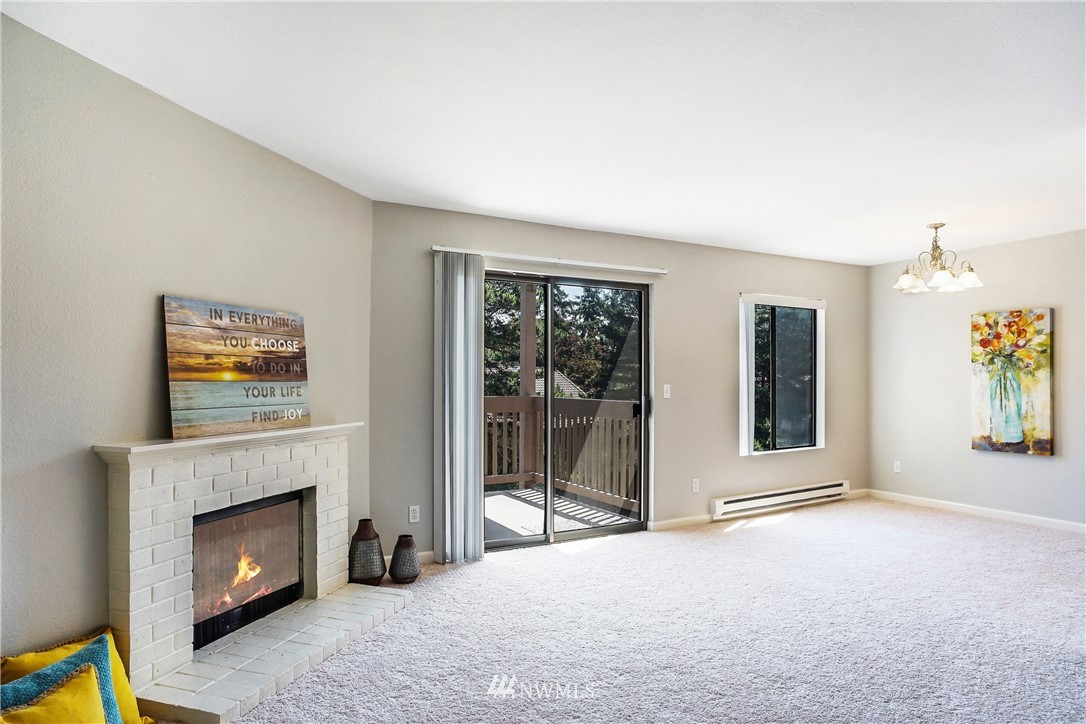 10424 Northeast 32nd Place, Unit C204 Bellevue, WA 98004 - Photo 6 of 23