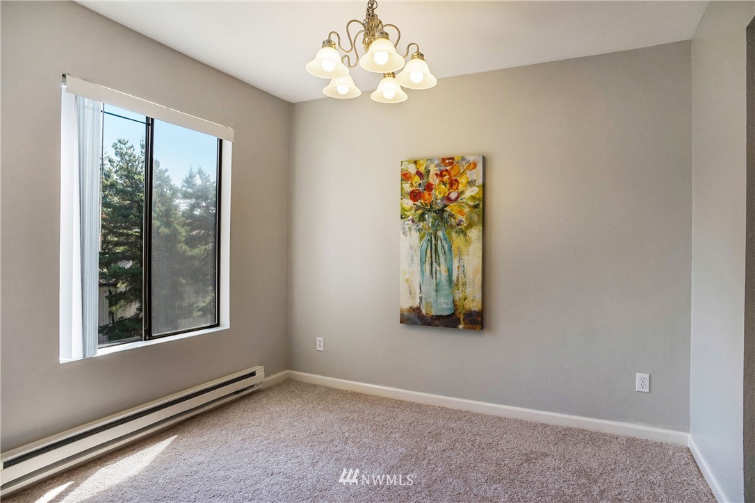 10424 Northeast 32nd Place, Unit C204 Bellevue, WA 98004 - Photo 7 of 23