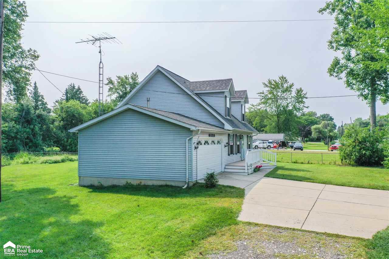 6099 Fenton Road Flint, MI 48507 - Photo 54 of 56 50051666-53.JPG