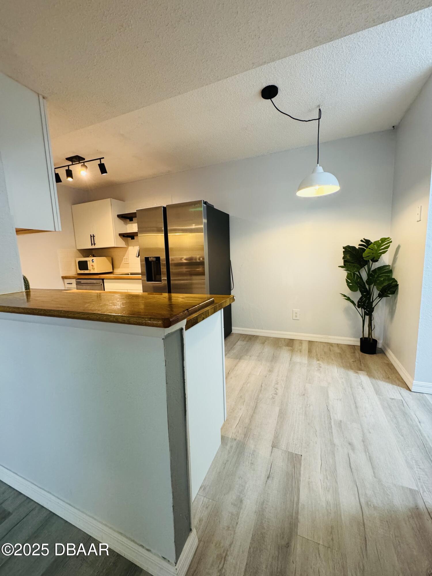 1600 Big Tree Road, Unit S6 Daytona Beach, FL 32119 - Photo 10 of 15 Eatin Kitchen
