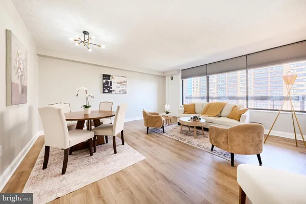 $2,100 | 3705 South George Mason Drive, Unit 1718S, Falls Church, VA 22041
