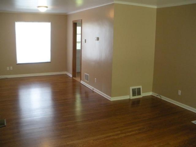2020 Harwitch Road Columbus, OH 43221 - Photo 2 of 11