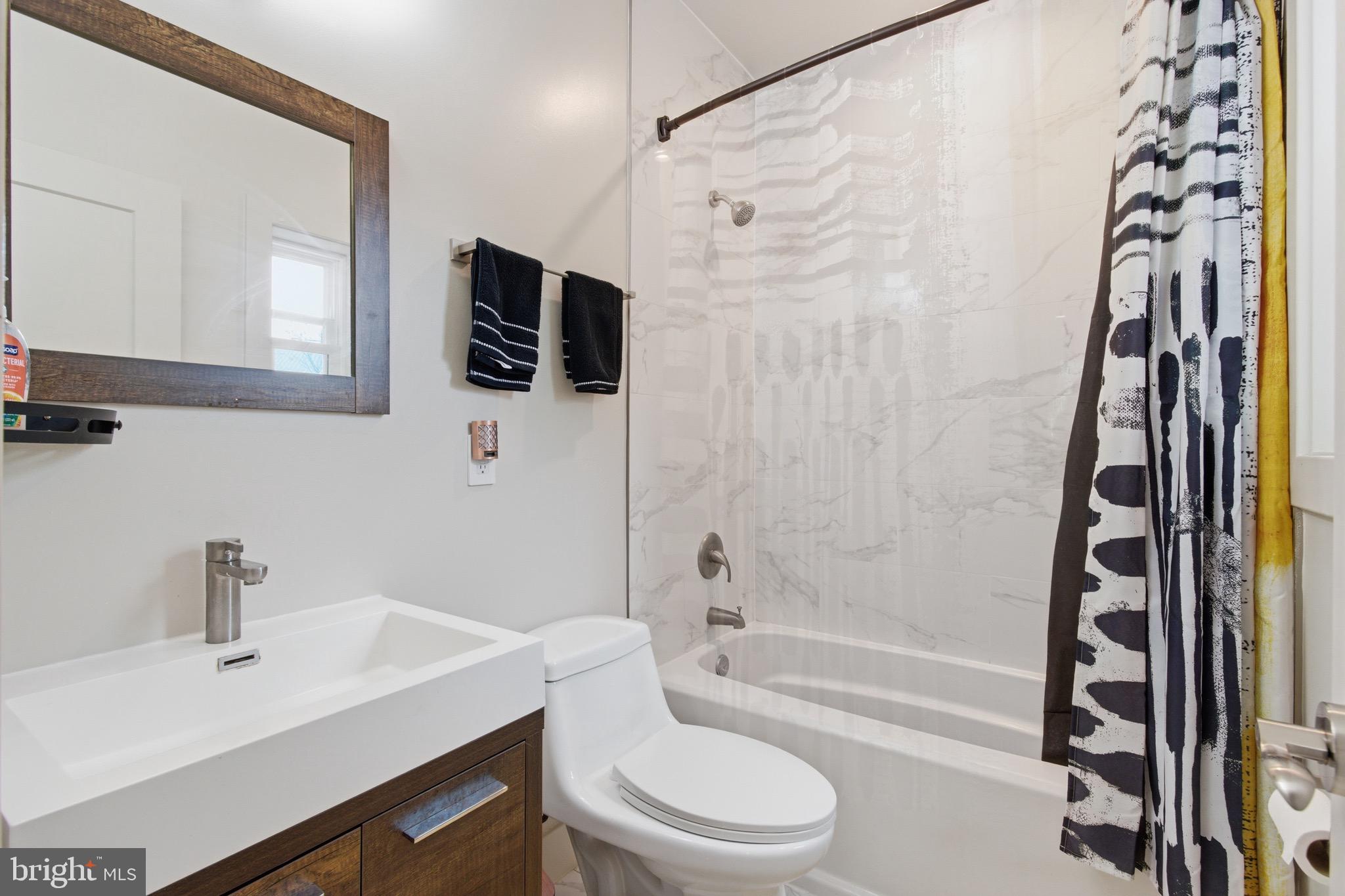 4613 Minnesota Avenue Northeast, Unit 2 Washington, DC 20019 - Photo 11 of 25 Secondary Bathroom